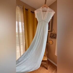 Vintage Mint & White Lace Deep V Maxi Slip with Elastic Waistline Size Small